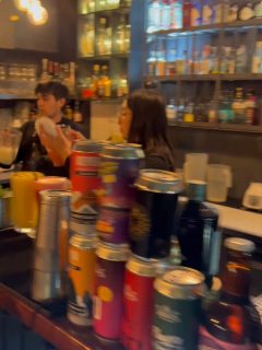 Tremendos días ☀️ pa aprovechar
el finde en el A Mano! 🤘🏼
Cocktail de autor/burgers/postres/platillos 🍴🔥
Y tremendo ambiente!
Vente 📍2 poniente #420